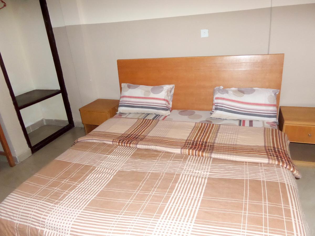 Wonder King Hotel Lagos Quarto foto